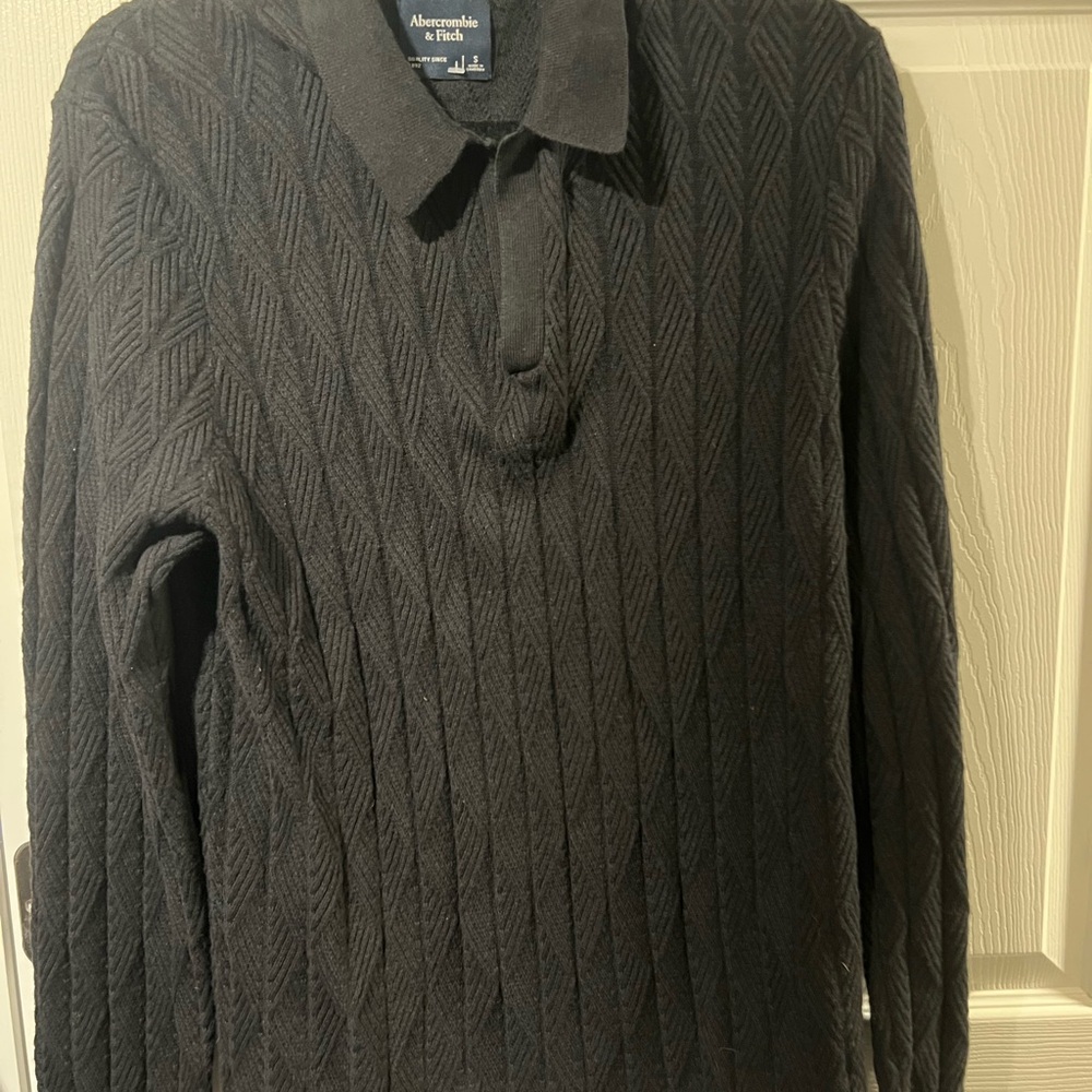 Abercrombie & Fitch Dark Gray Patterned Sweater